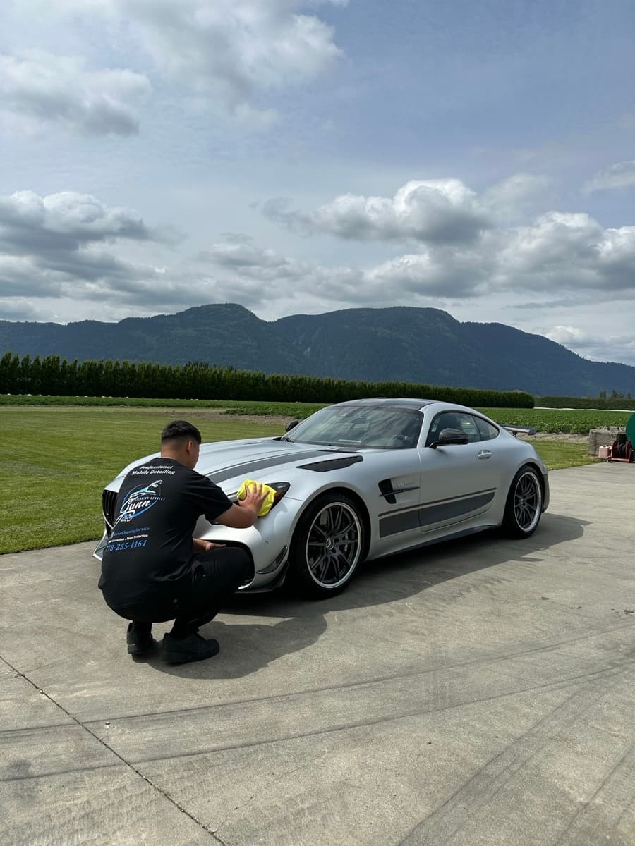 Gunn Cleaning Service detailing a vehicle